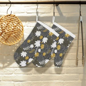 Beautiful Gold Autumn Maple Leaf Pattern Heat Resistant Oven Mitts Pot Holders Set