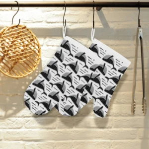 Black Whale Pattern Heat Resistant Oven Mitts Pot Holders Set