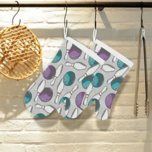 Bowling Ball and Pin Gray Background Heat Resistant Oven Mitts Pot Holders Set