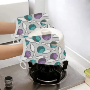 Bowling Ball and Pin Gray Background Heat Resistant Oven Mitts Pot Holders Set