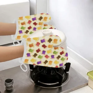 Bread Toast Pattern Print Design 02 Heat Resistant Oven Mitts Pot Holders Set