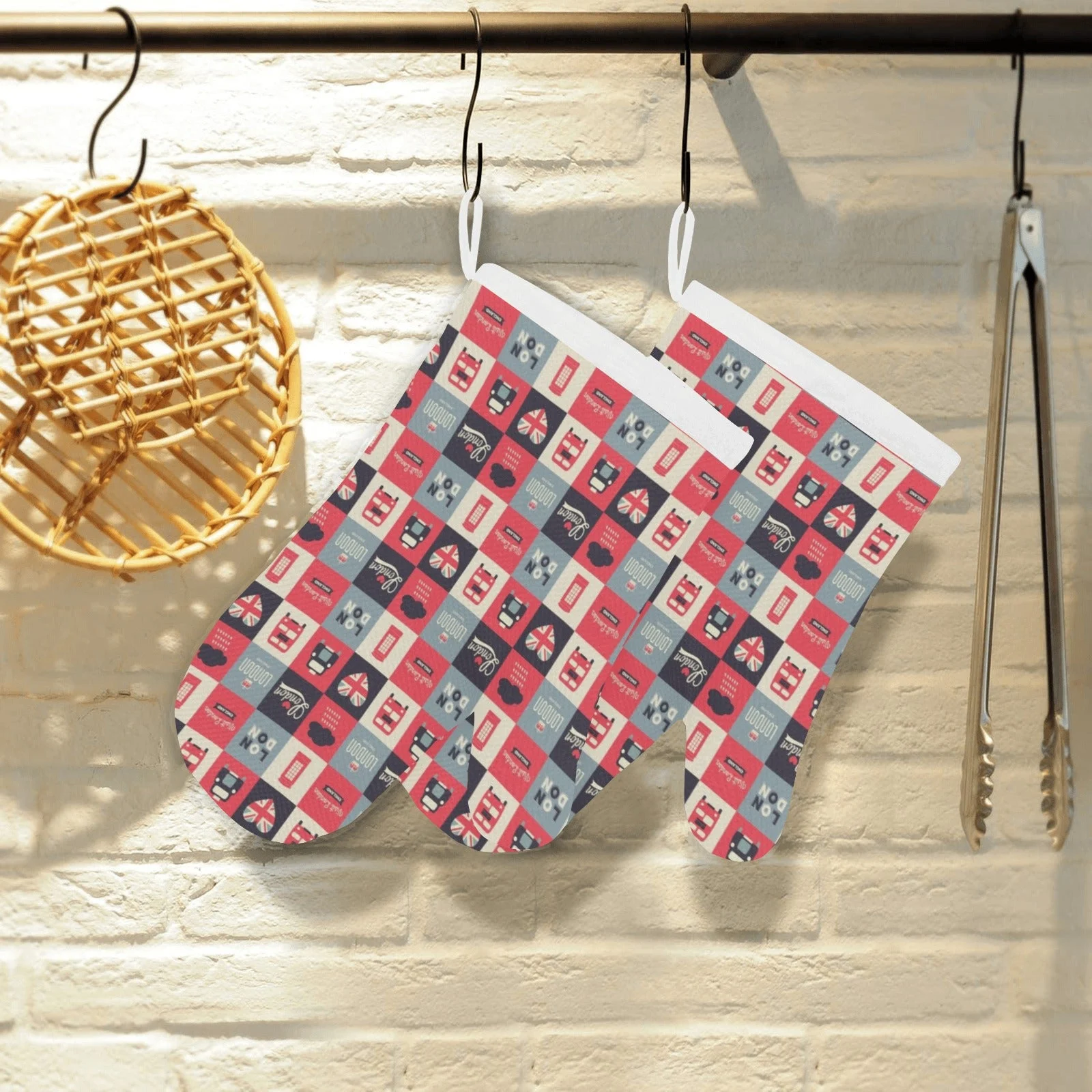 British Pattern Print Design 05 Heat Resistant Oven Mitts Pot Holders Set British Pattern Print Design 05 Heat Resistant Oven Mitts Pot Holders Set