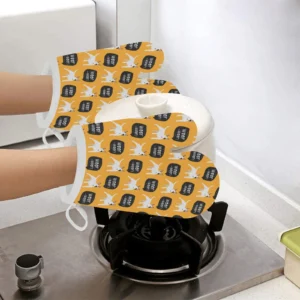 Bull Terrier Pattern Print Design 03 Heat Resistant Oven Mitts Pot Holders Set