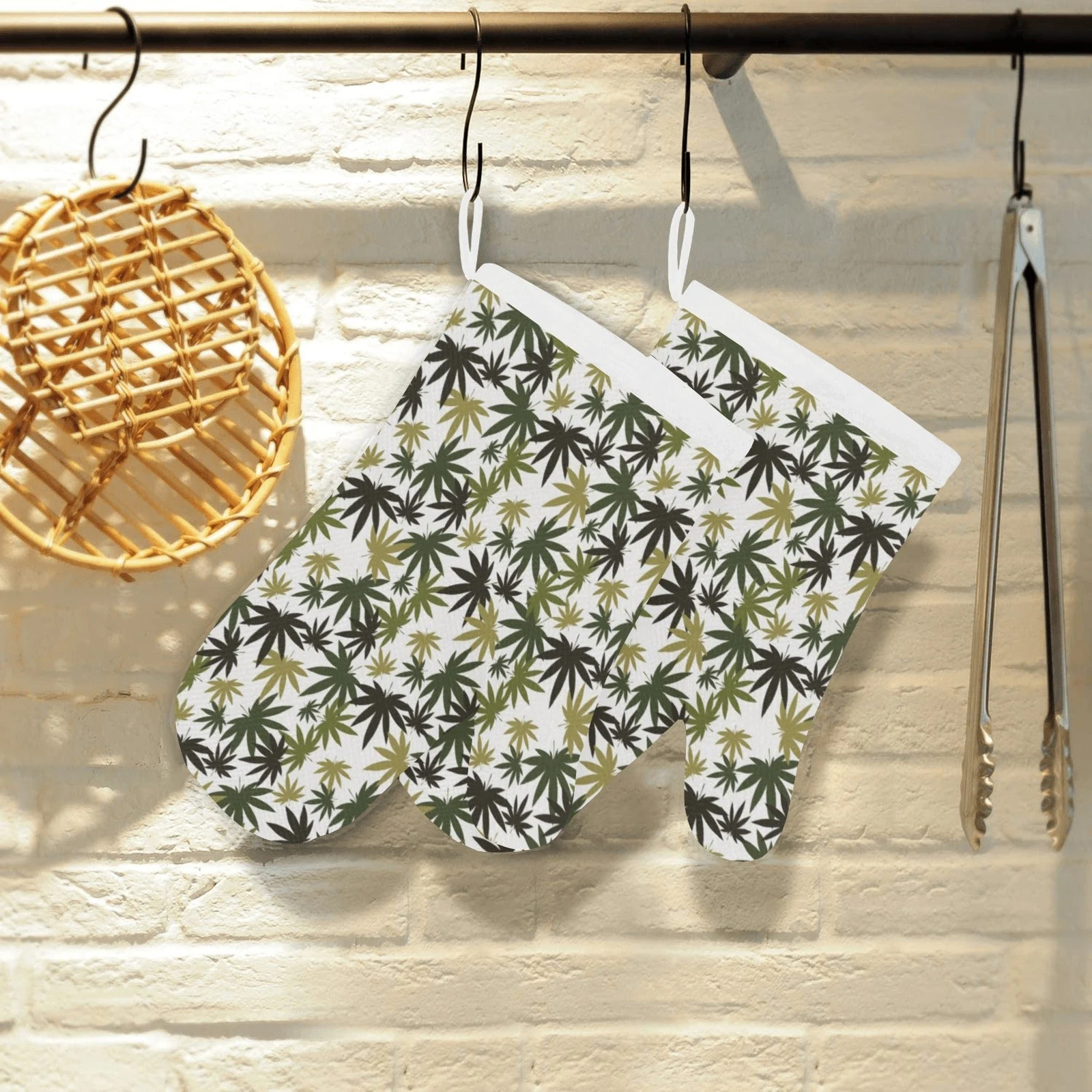 Canabis Marijuana Weed Pattern Print Design 05 Heat Resistant Oven Mitts Pot Holders Set Canabis Marijuana Weed Pattern Print Design 05 Heat Resistant Oven Mitts Pot Holders Set