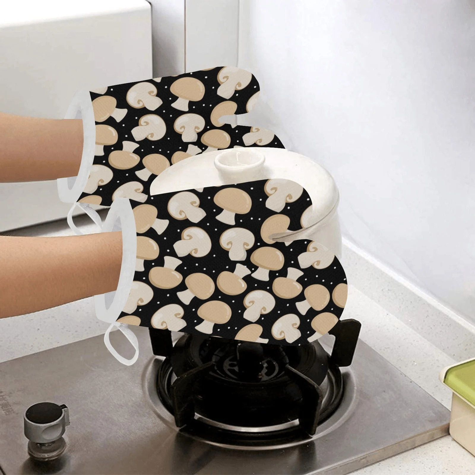Champignon mushroom pattern Heat Resistant Oven Mitts Pot Holders Set Champignon mushroom pattern Heat Resistant Oven Mitts Pot Holders Set