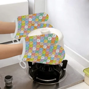 Chemistry Periodic Table Pattern Print Design 01 Heat Resistant Oven Mitts Pot Holders Set