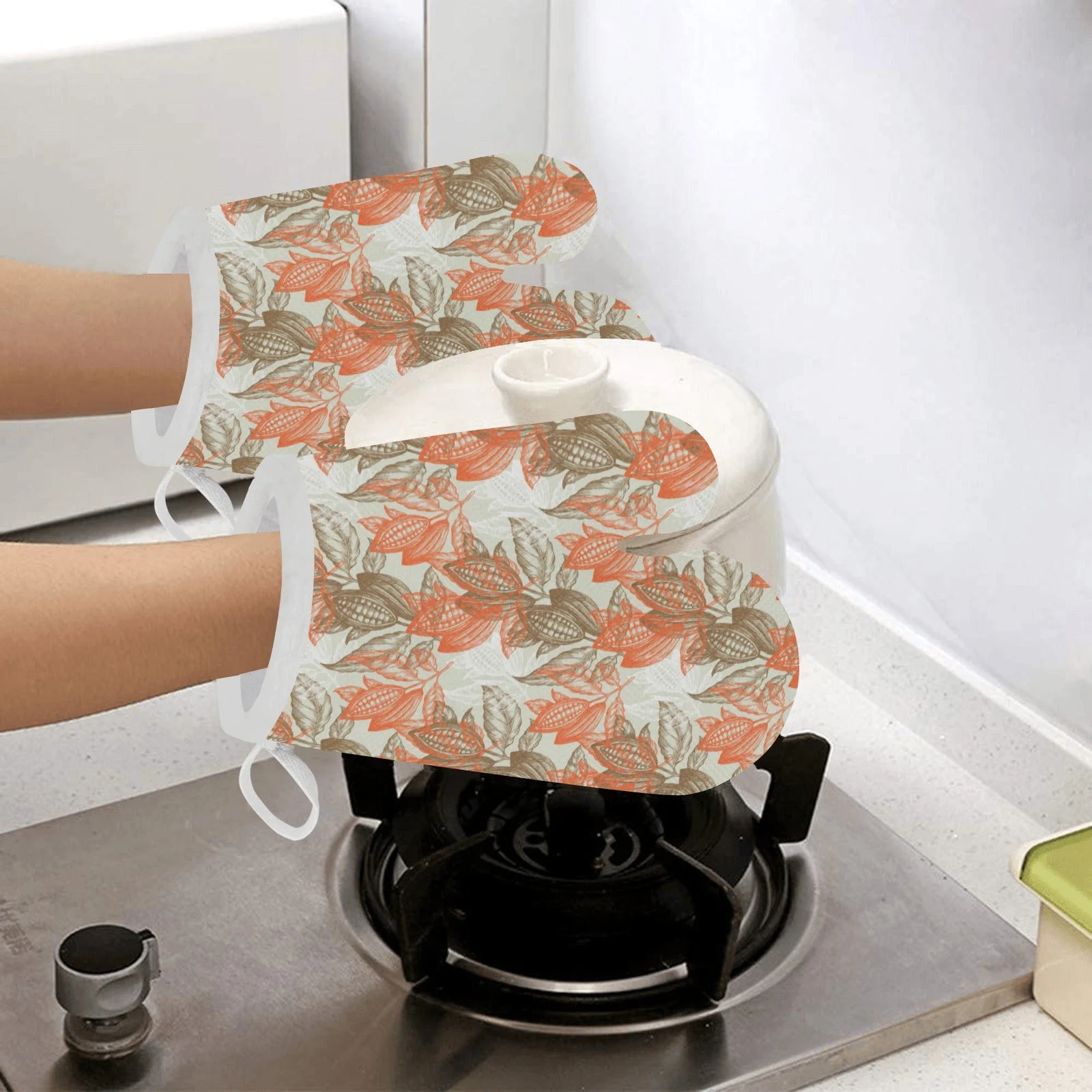 Cocoa Beans Cocoa Tree Pattern Heat Resistant Oven Mitts Pot Holders Set Cocoa Beans Cocoa Tree Pattern Heat Resistant Oven Mitts Pot Holders Set