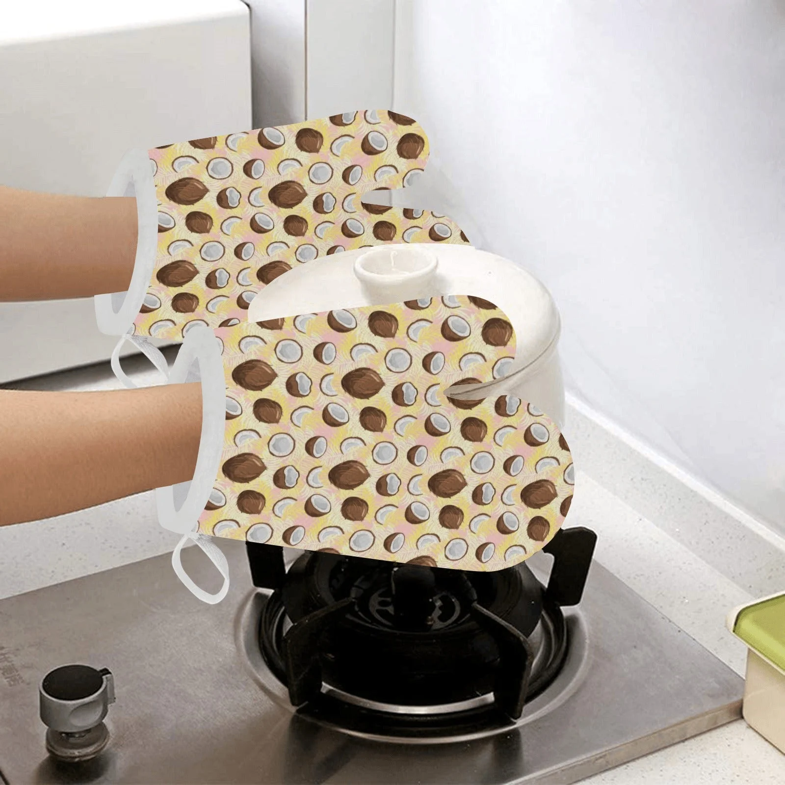 Coconut Pattern Print Design 05 Heat Resistant Oven Mitts Pot Holders Set Coconut Pattern Print Design 05 Heat Resistant Oven Mitts Pot Holders Set