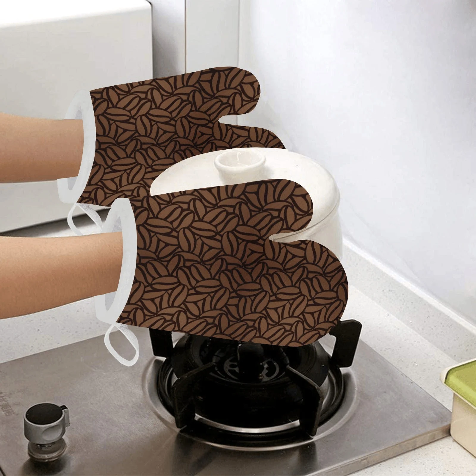 Coffee Bean Pattern Heat Resistant Oven Mitts Pot Holders Set Coffee Bean Pattern Heat Resistant Oven Mitts Pot Holders Set