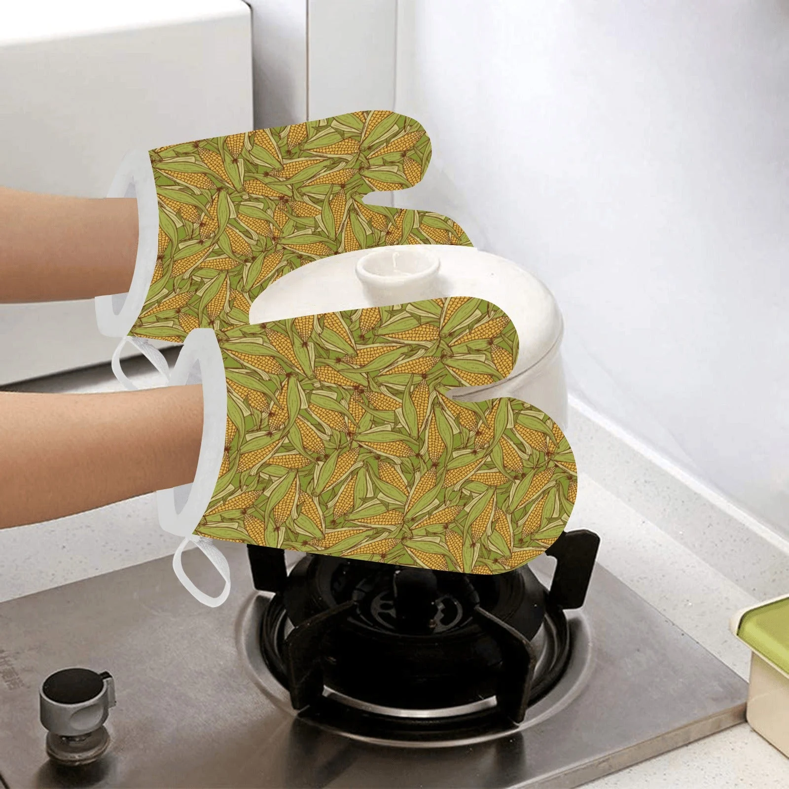 Corn Pattern Print Design 01 Heat Resistant Oven Mitts Pot Holders Set Corn Pattern Print Design 01 Heat Resistant Oven Mitts Pot Holders Set