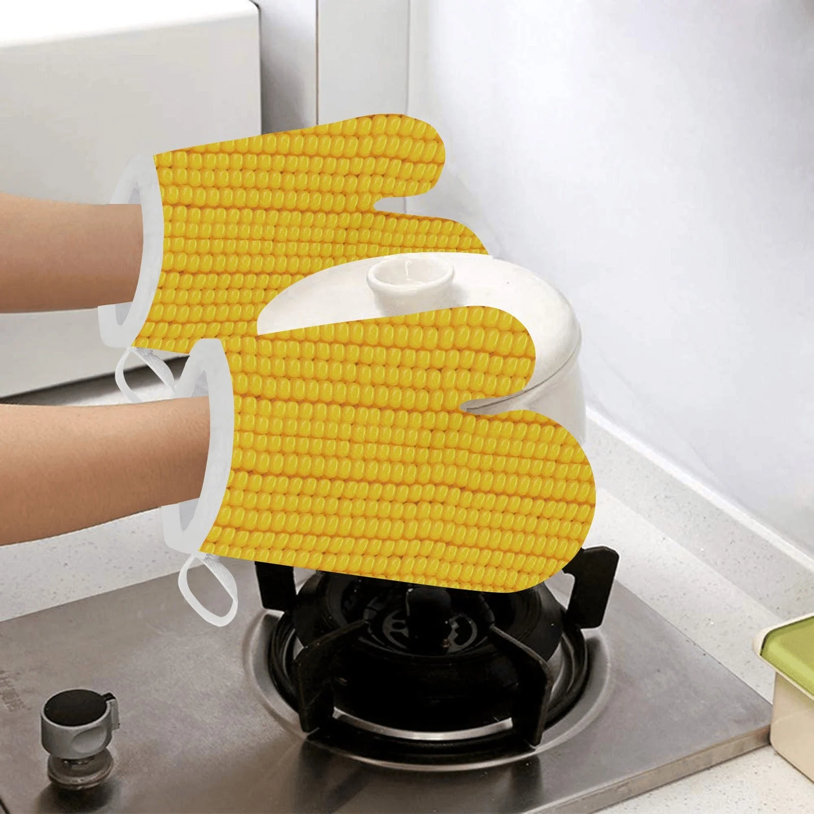 Corn Pattern Print Design 04 Heat Resistant Oven Mitts Pot Holders Set Corn Pattern Print Design 04 Heat Resistant Oven Mitts Pot Holders Set