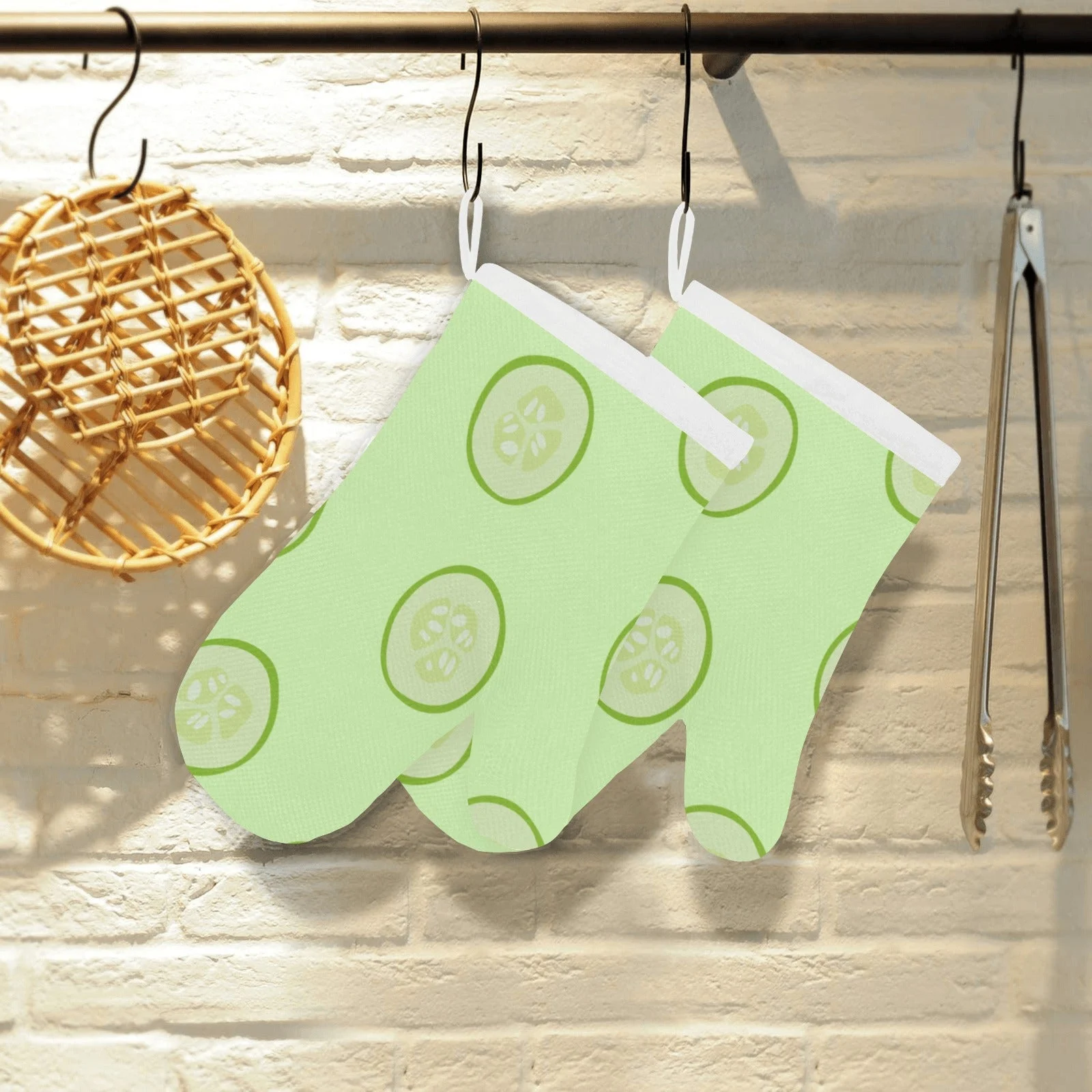 Cucumber Pattern Heat Resistant Oven Mitts Pot Holders Set Cucumber Pattern Heat Resistant Oven Mitts Pot Holders Set