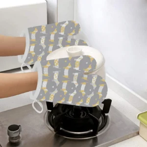 Cute Dachshund Dog Pattern Heat Resistant Oven Mitts Pot Holders Set