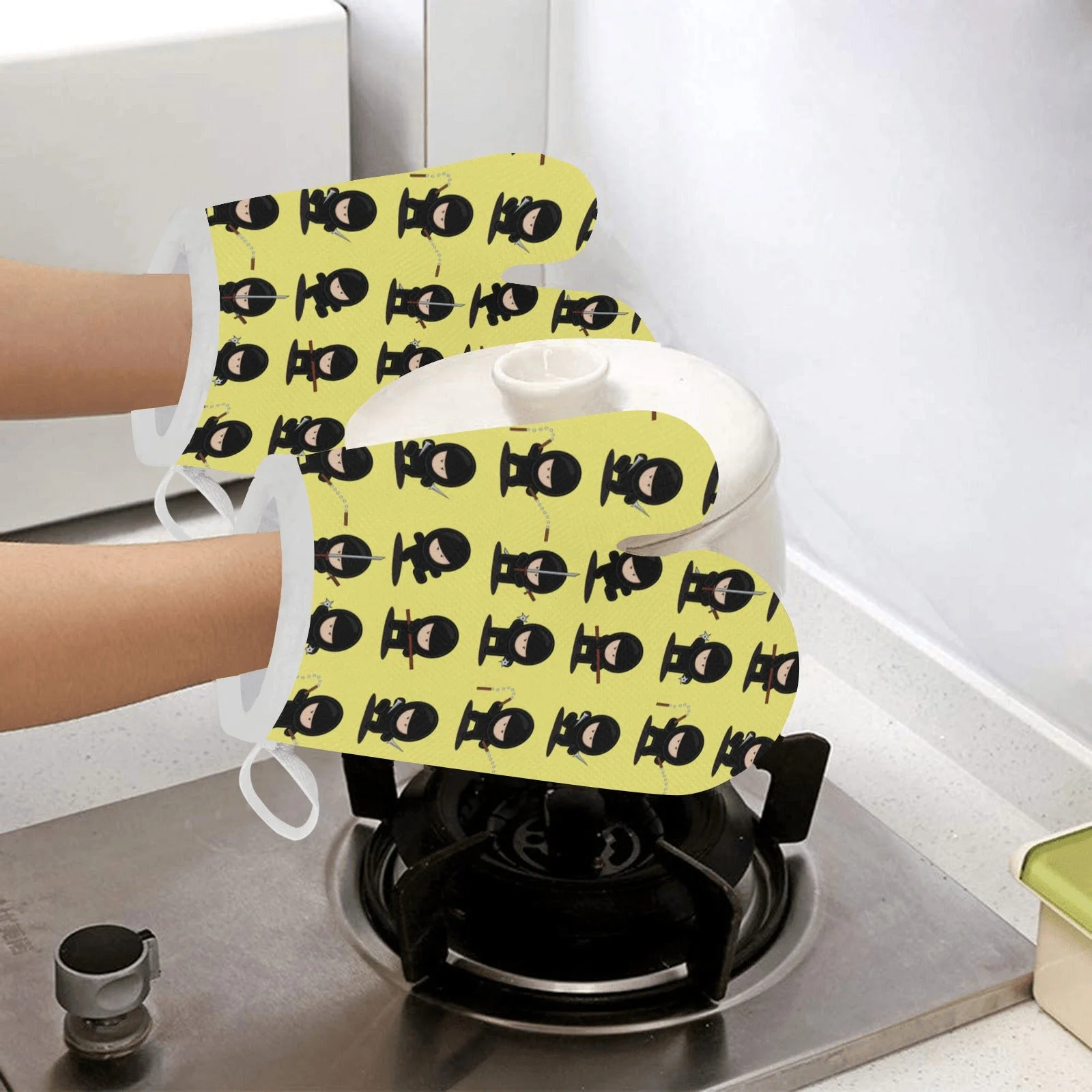 Cute Ninja Yellow Background Heat Resistant Oven Mitts Pot Holders Set Cute Ninja Yellow Background Heat Resistant Oven Mitts Pot Holders Set