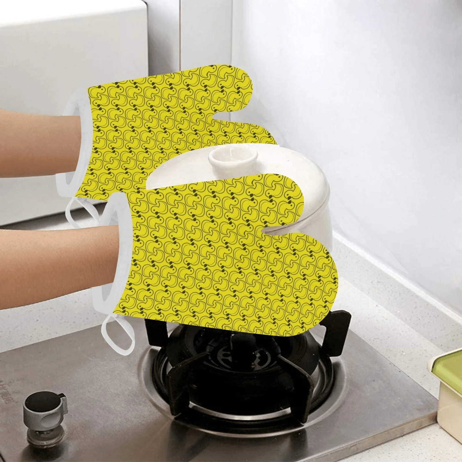 Duck Pattern Print Design 02 Heat Resistant Oven Mitts Pot Holders Set Duck Pattern Print Design 02 Heat Resistant Oven Mitts Pot Holders Set