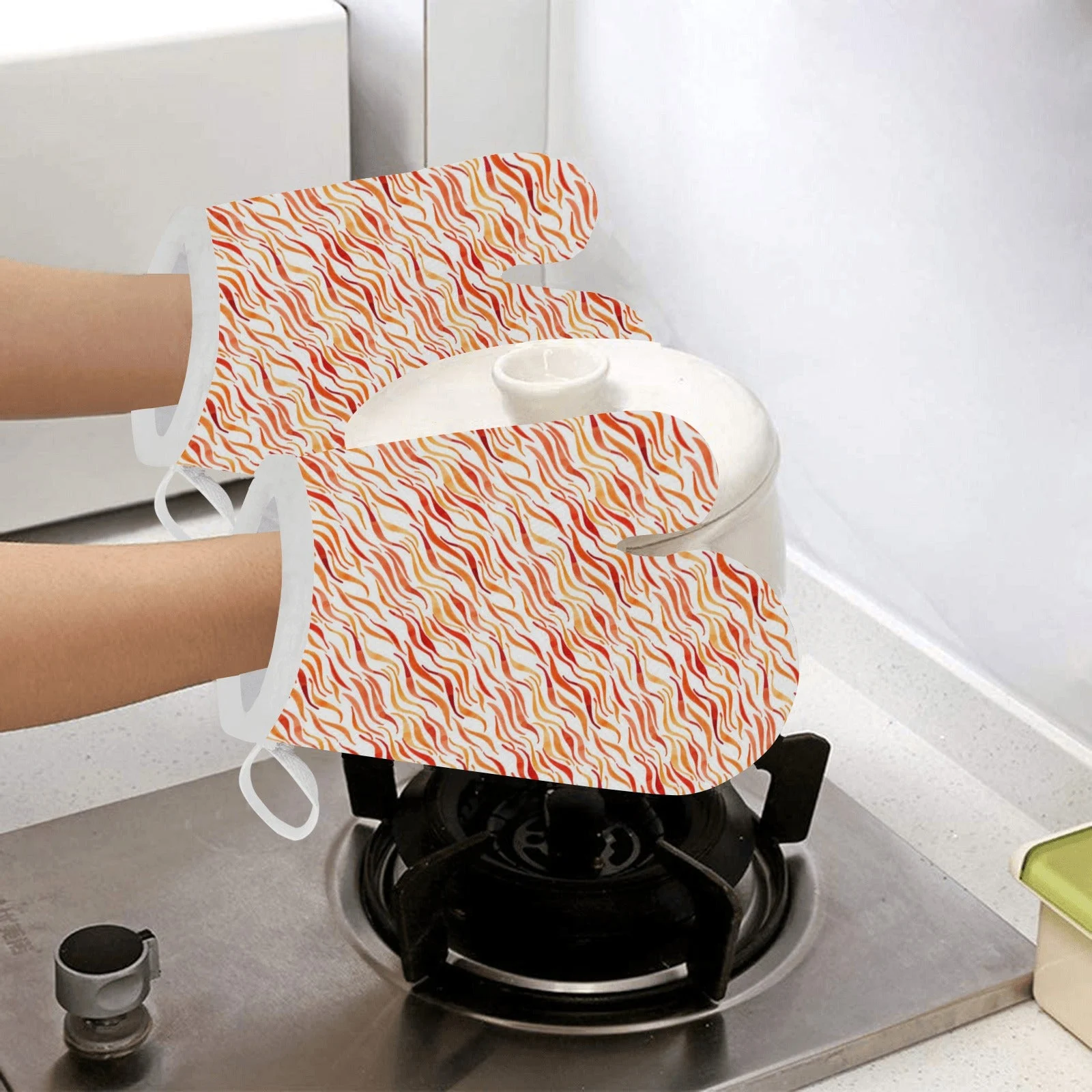 Fire Flame Watercolor Pattern Heat Resistant Oven Mitts Pot Holders Set Fire Flame Watercolor Pattern Heat Resistant Oven Mitts Pot Holders Set
