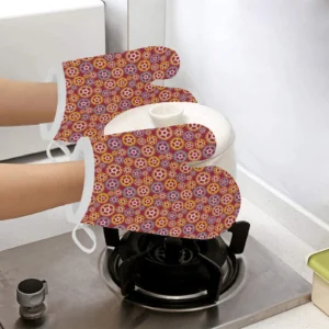 Gear Pattern Print Design 04 Heat Resistant Oven Mitts & Pot Holders Set