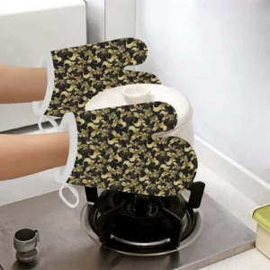 Goldfish Pattern Print Design 01 Heat Resistant Oven Mitts & Pot Holders Set