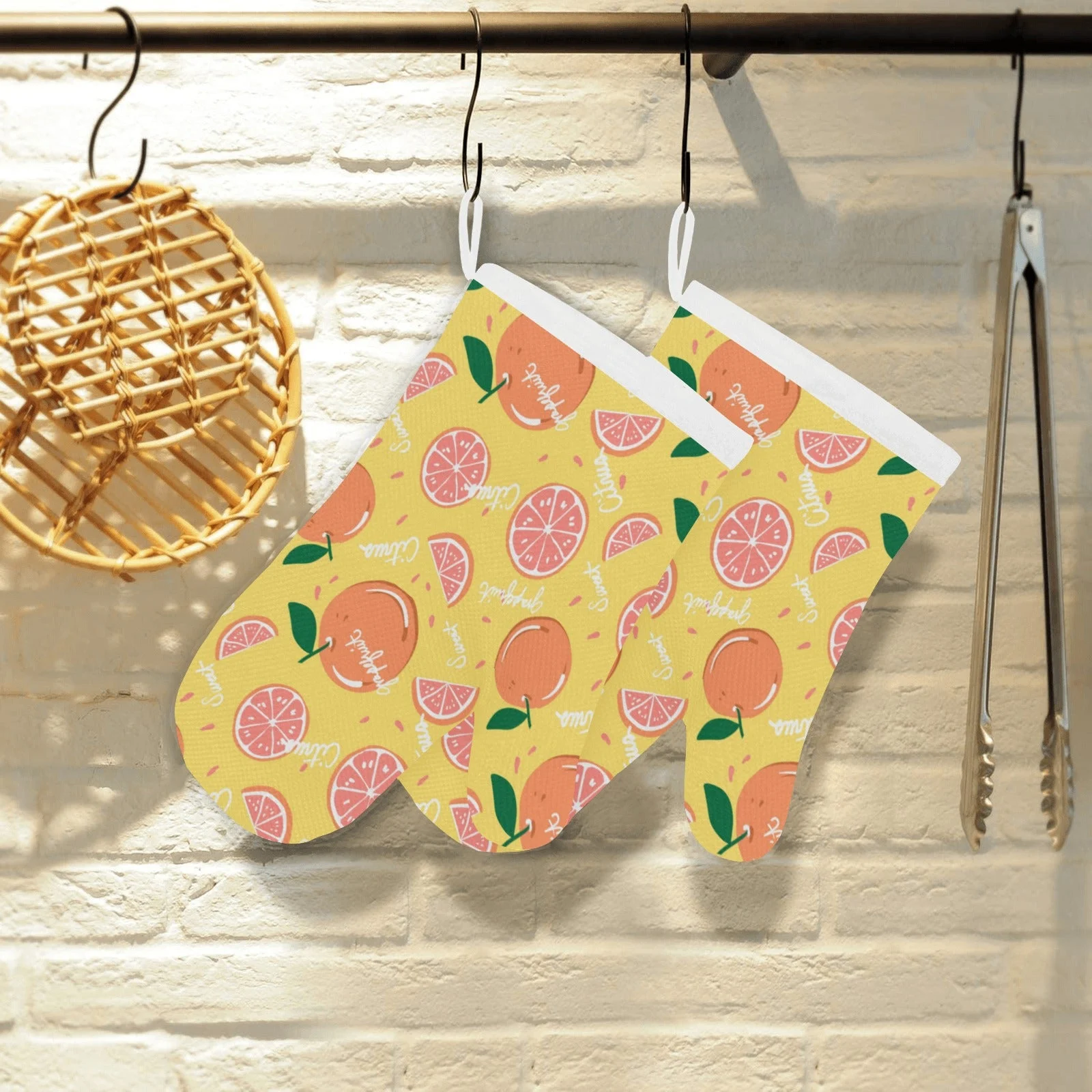 Grapefruit Yellow Background Heat Resistant Oven Mitts Pot Holders Set Grapefruit Yellow Background Heat Resistant Oven Mitts Pot Holders Set