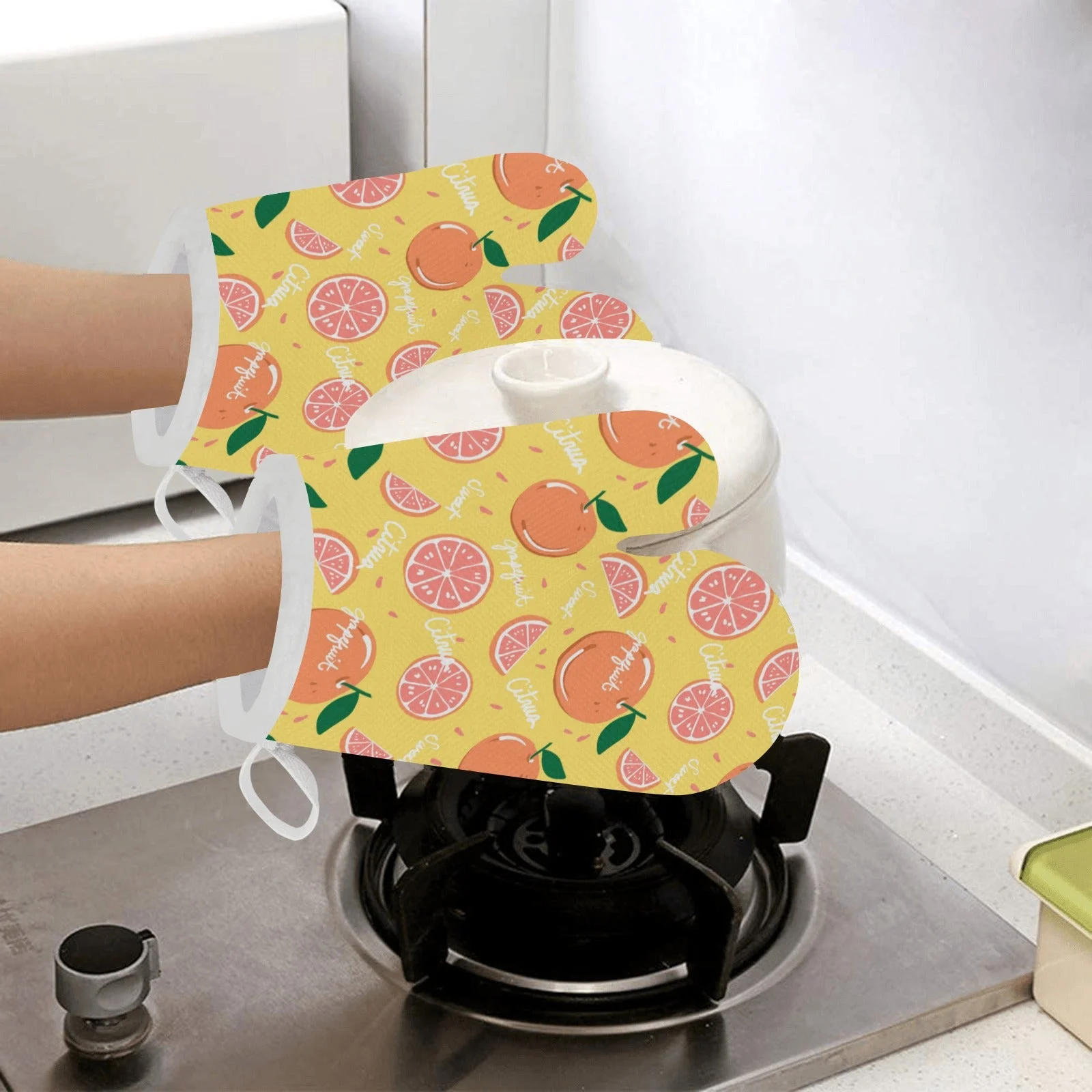 Grapefruit Yellow Background Heat Resistant Oven Mitts Pot Holders Set Grapefruit Yellow Background Heat Resistant Oven Mitts Pot Holders Set