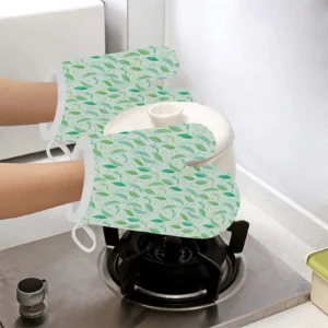 Green Peas Pattern Print Design 01 Heat Resistant Oven Mitts & Pot Holders Set