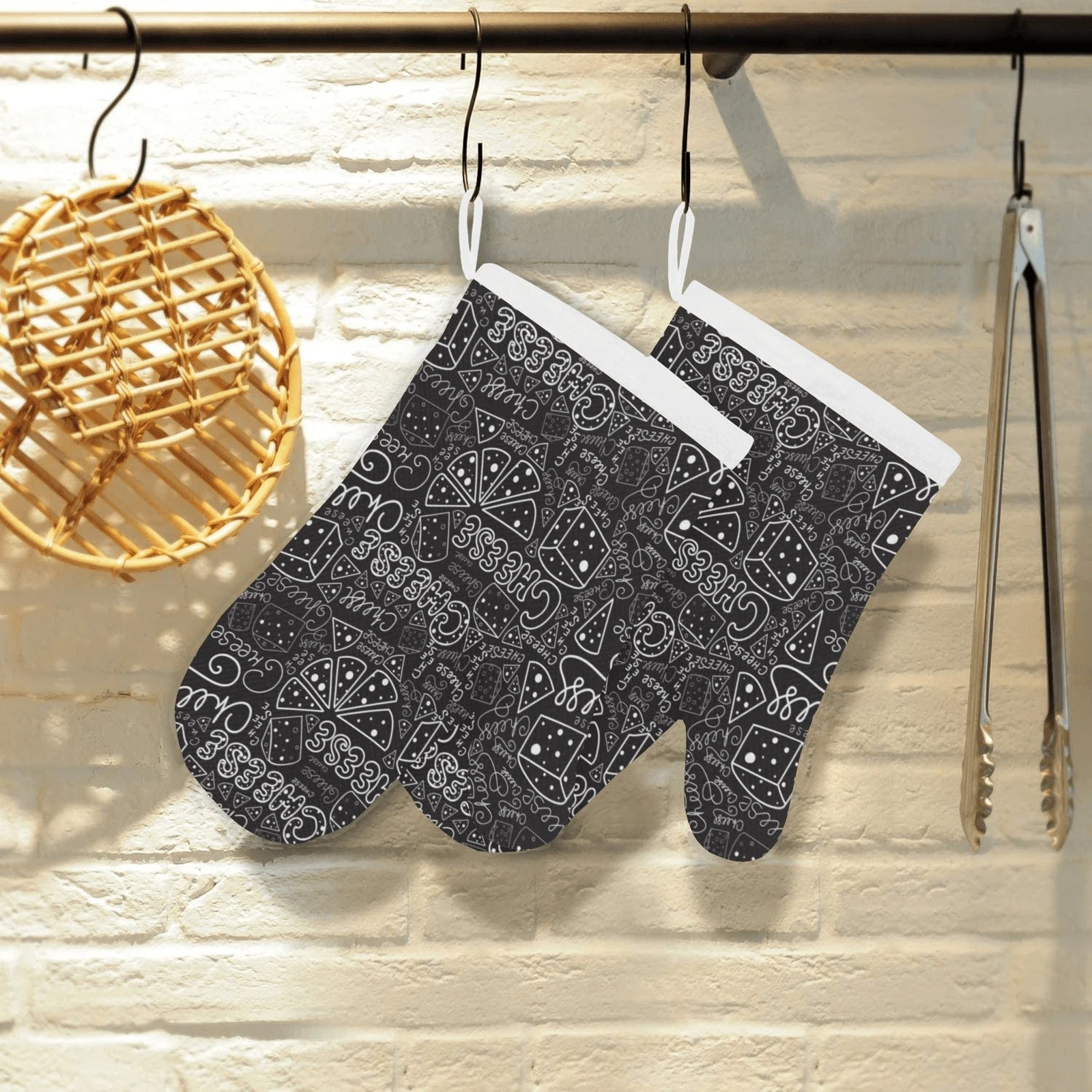Handwritten Cheese Pattern Heat Resistant Oven Mitts Pot Holders Set Handwritten Cheese Pattern Heat Resistant Oven Mitts Pot Holders Set