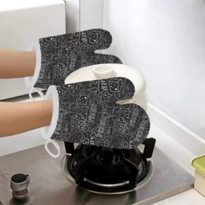 Handwritten Cheese Pattern Heat Resistant Oven Mitts Pot Holders Set