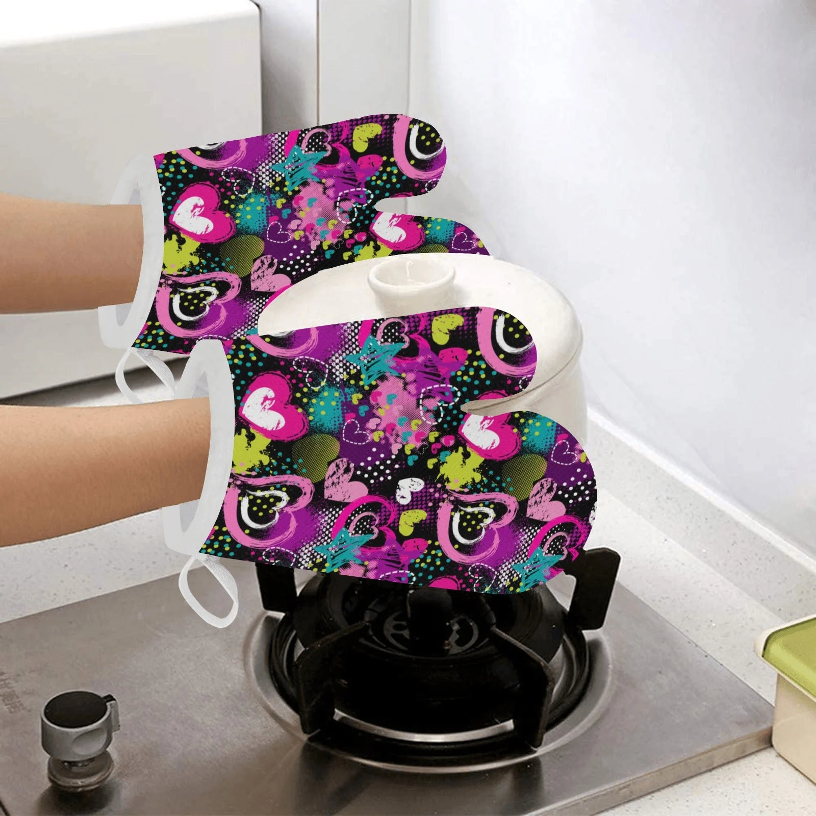 Heart Dot Wave Star Creative Design Pattern Heat Resistant Oven Mitts Pot Holders Set Heart Dot Wave Star Creative Design Pattern Heat Resistant Oven Mitts Pot Holders Set