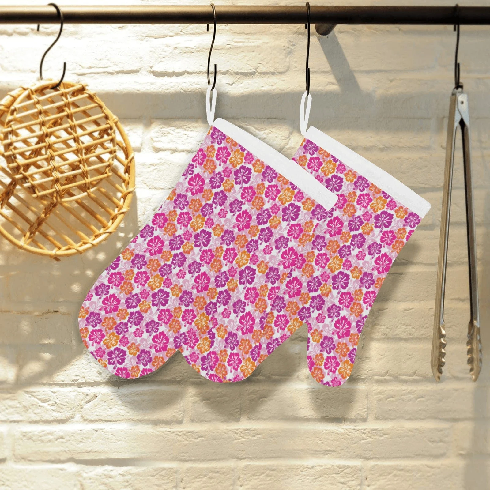 Hibiscus Pattern Print Design 01 Heat Resistant Oven Mitts & Pot Holders Set Hibiscus Pattern Print Design 01 Heat Resistant Oven Mitts & Pot Holders Set