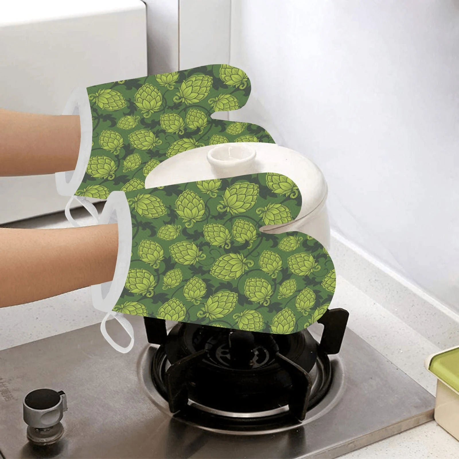 Hop Pattern Hop Cone Background Heat Resistant Oven Mitts Pot Holders Set Hop Pattern Hop Cone Background Heat Resistant Oven Mitts Pot Holders Set
