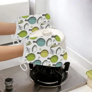 Hot Air Balloon Bird Cloud Pattern Heat Resistant Oven Mitts Pot Holders Set