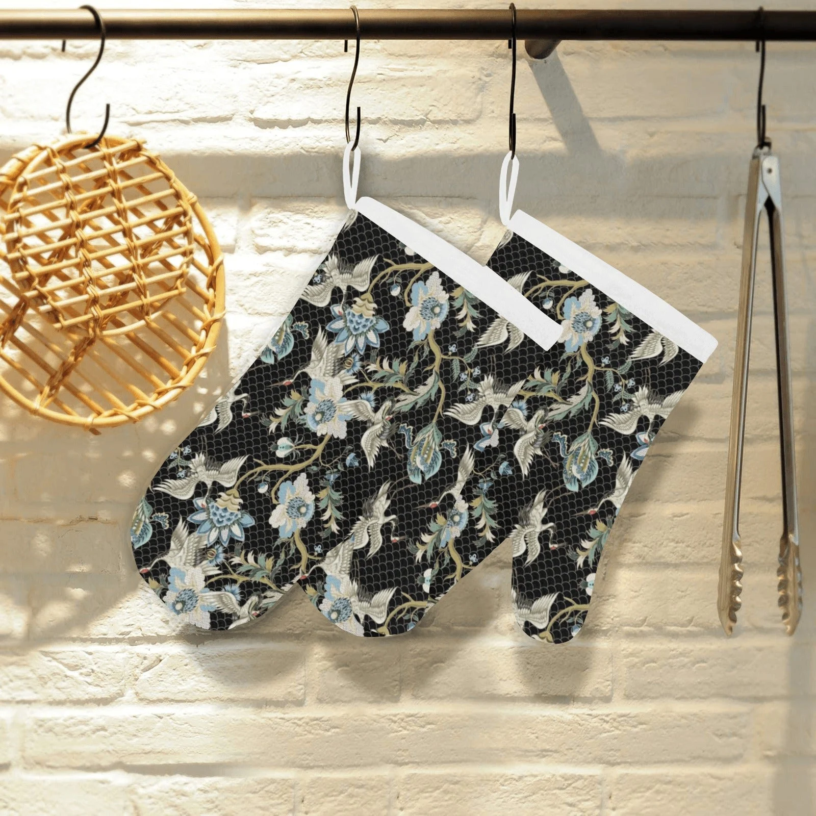 Japanese Crane Ornament Elements Heat Resistant Oven Mitts Pot Holders Set Japanese Crane Ornament Elements Heat Resistant Oven Mitts Pot Holders Set