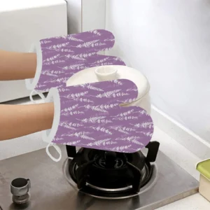 Lavender Flowers Purple Pattern Heat Resistant Oven Mitts Pot Holders Set