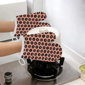 Lips Pattern Print Design 02 Heat Resistant Oven Mitts & Pot Holders Set