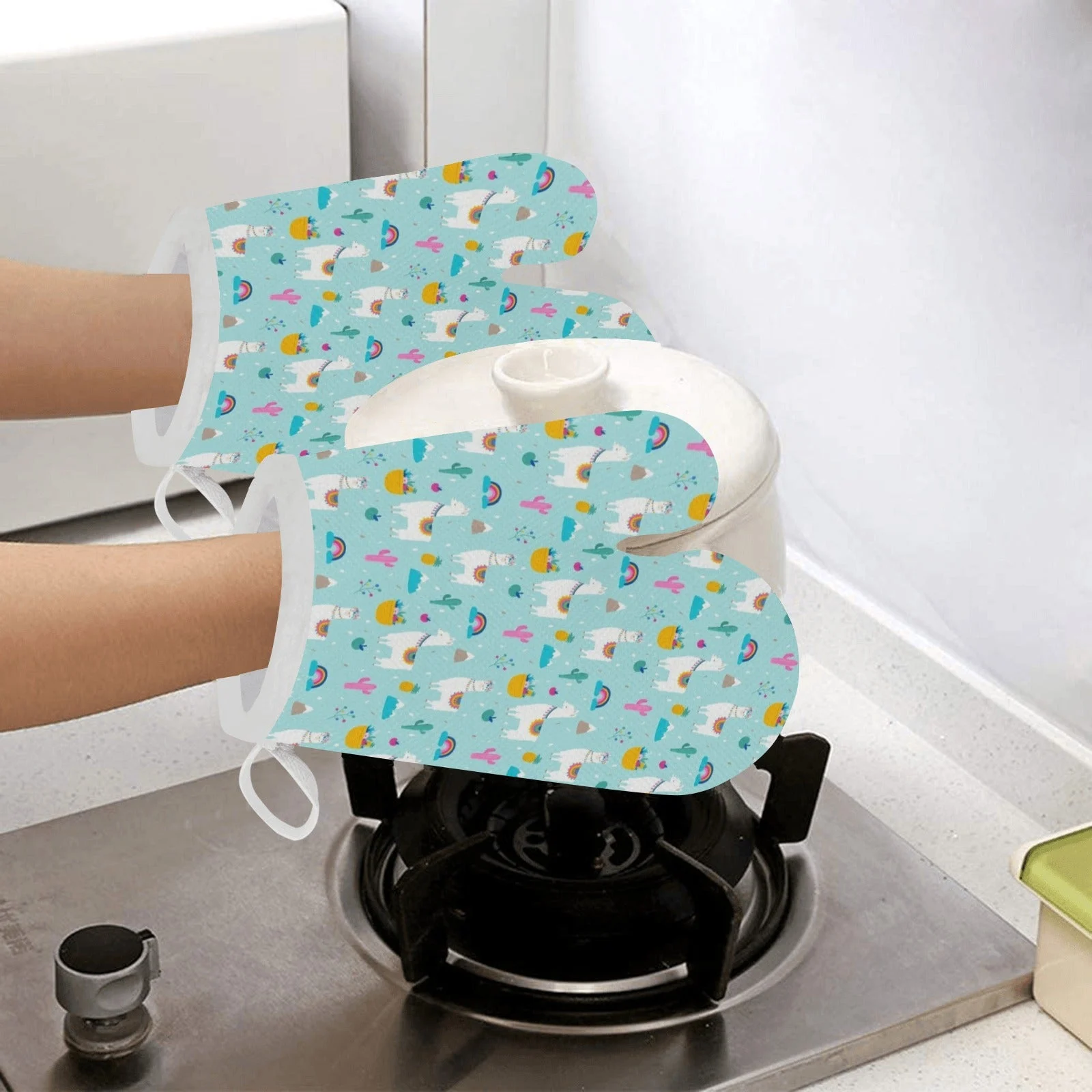 Llama Alpaca Cactus Leaves Pattern Heat Resistant Oven Mitts Pot Holders Set Llama Alpaca Cactus Leaves Pattern Heat Resistant Oven Mitts Pot Holders Set