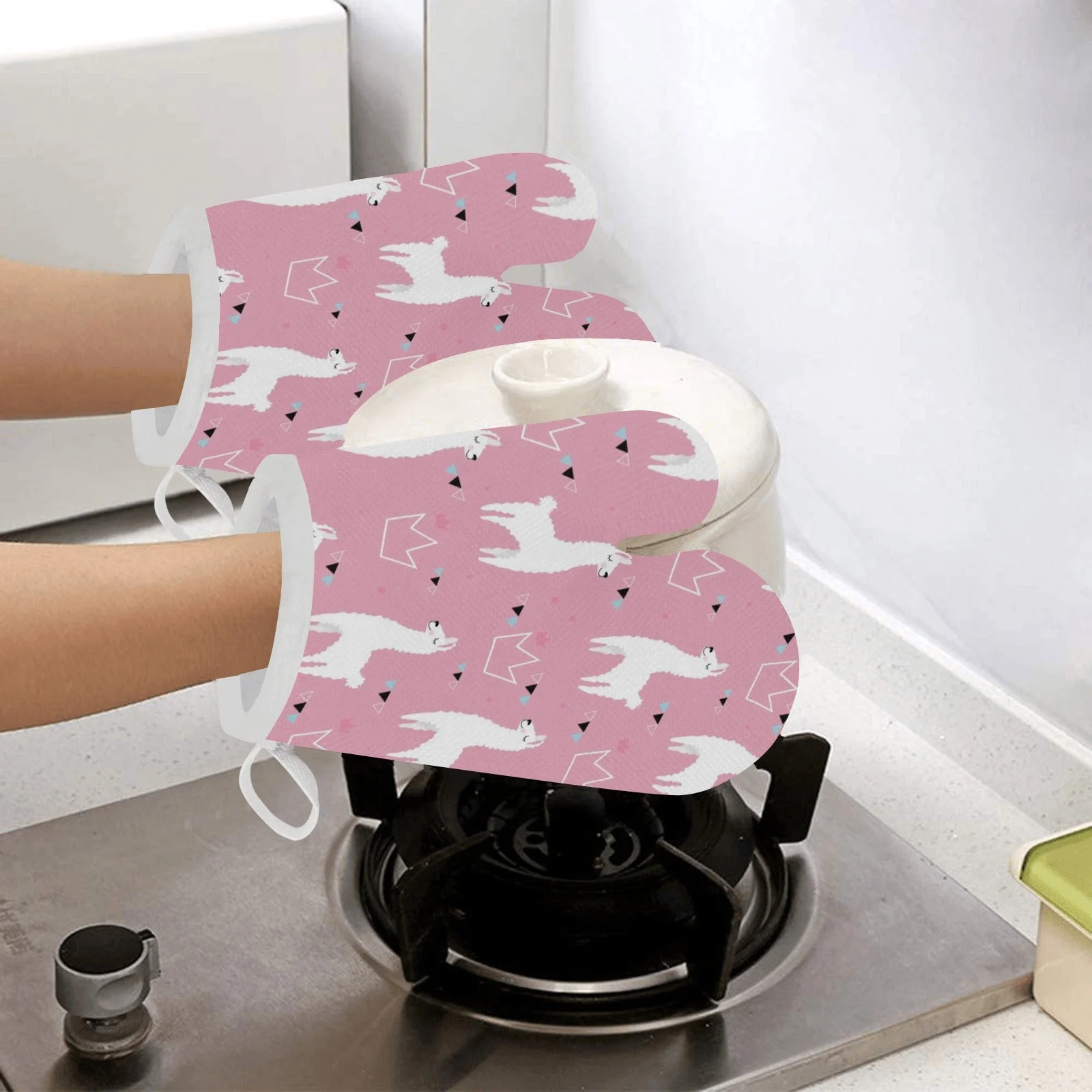 Llama Alpaca Pink Background Heat Resistant Oven Mitts Pot Holders Set Llama Alpaca Pink Background Heat Resistant Oven Mitts Pot Holders Set