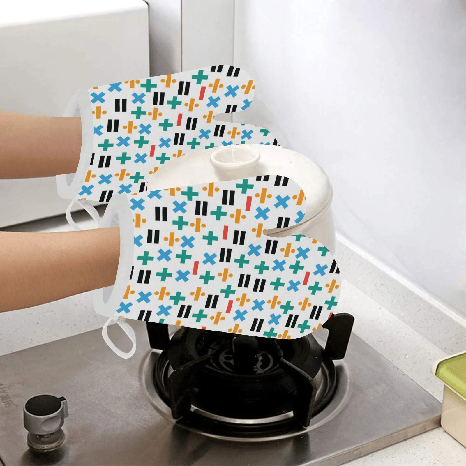 Math Pattern Print Design 05 Heat Resistant Oven Mitts & Pot Holders Set Math Pattern Print Design 05 Heat Resistant Oven Mitts & Pot Holders Set