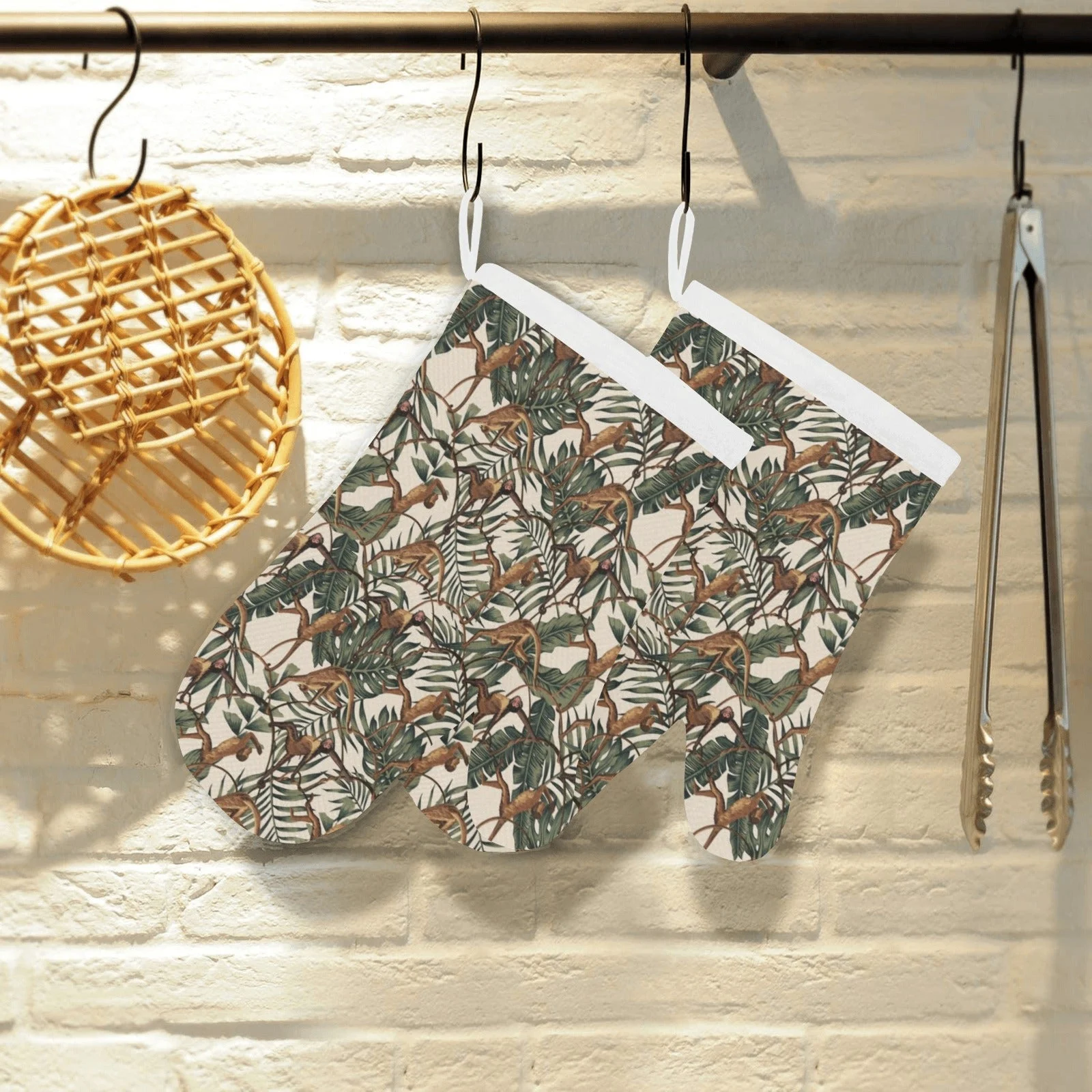 Monkey Tropical Leaves Background Heat Resistant Oven Mitts Pot Holders Set Monkey Tropical Leaves Background Heat Resistant Oven Mitts Pot Holders Set