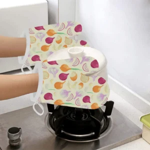 Onion Garlic White Red Pattern Heat Resistant Oven Mitts Pot Holders Set