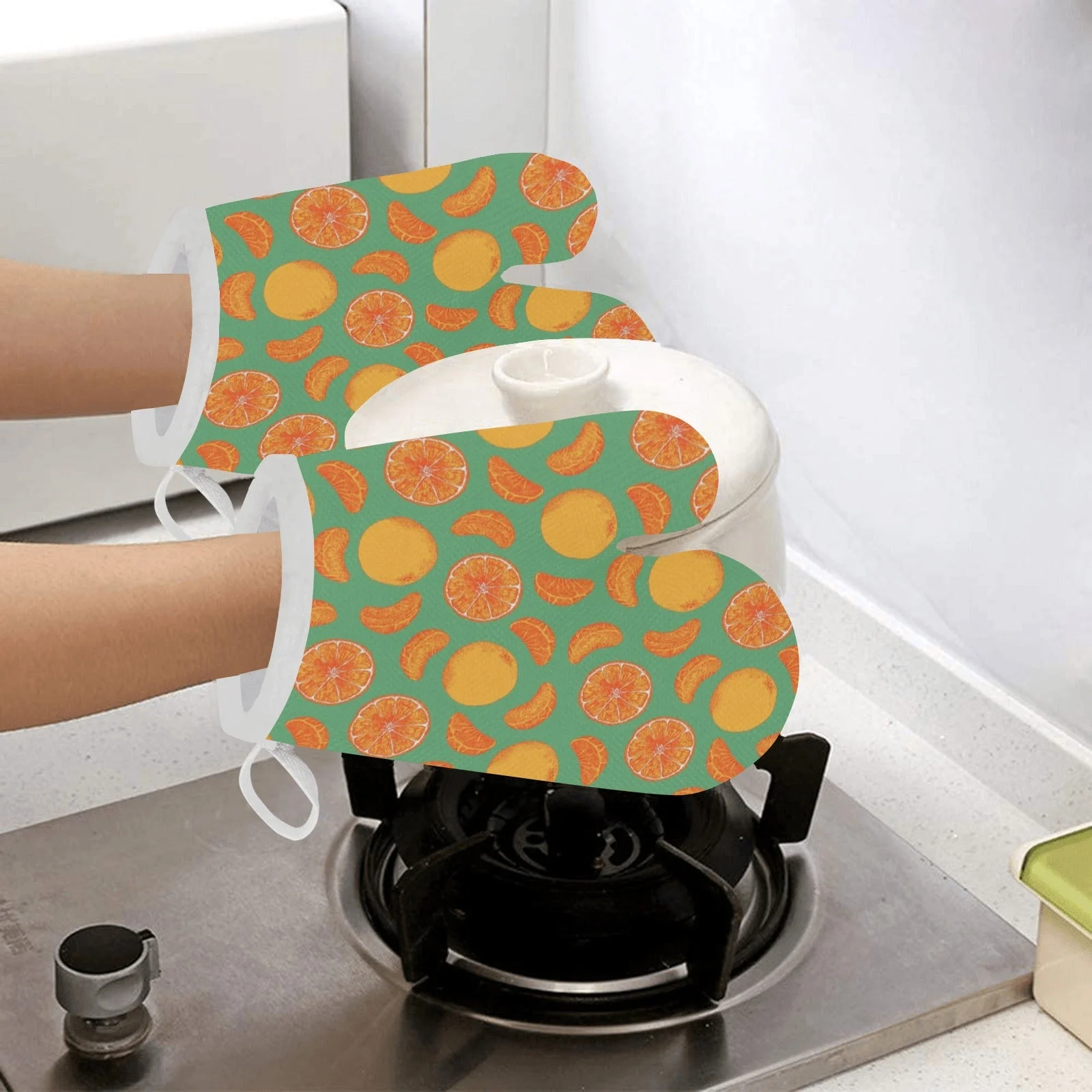 Orange Fruit Pattern Green Background Heat Resistant Oven Mitts Pot Holders Set Orange Fruit Pattern Green Background Heat Resistant Oven Mitts Pot Holders Set