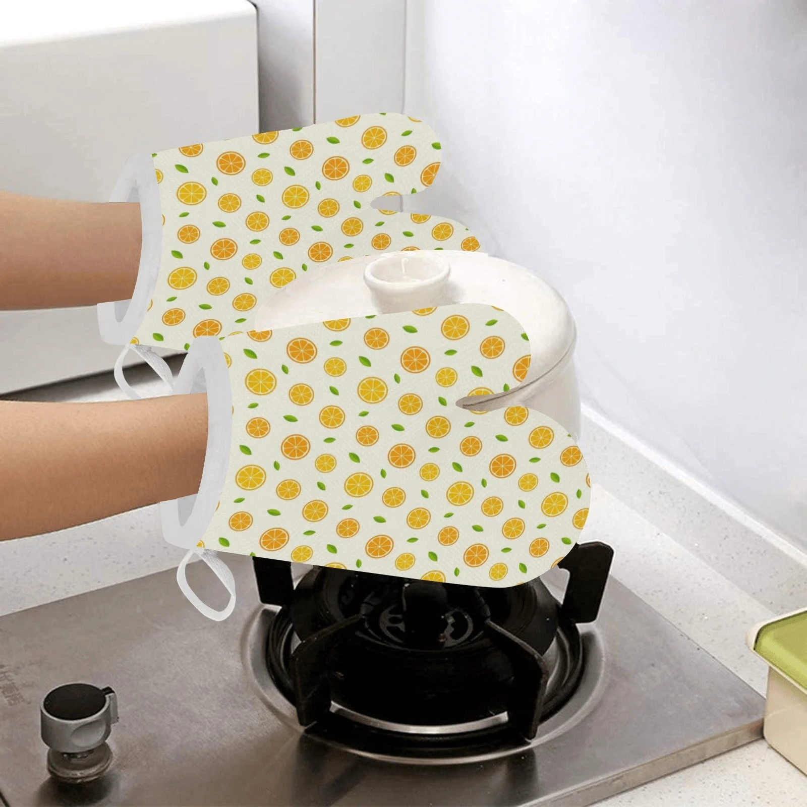Oranges Leaves Pattern Heat Resistant Oven Mitts Pot Holders Set Oranges Leaves Pattern Heat Resistant Oven Mitts Pot Holders Set