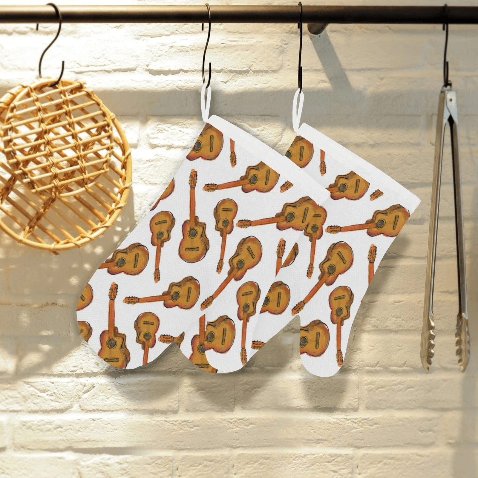 Paint Guitar Pattern Heat Resistant Oven Mitts Pot Holders Set Paint Guitar Pattern Heat Resistant Oven Mitts Pot Holders Set