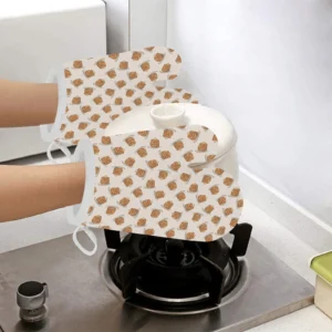 Pancake Pattern Print Design 01 Heat Resistant Oven Mitts & Pot Holders Set