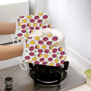 Passion Fruit Design Pattern Heat Resistant Oven Mitts Pot Holders Set
