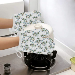Peacock Feather Pattern Heat Resistant Oven Mitts Pot Holders Set