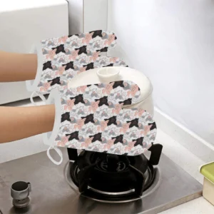 Pig Pattern Print Design 05 Heat Resistant Oven Mitts & Pot Holders Set