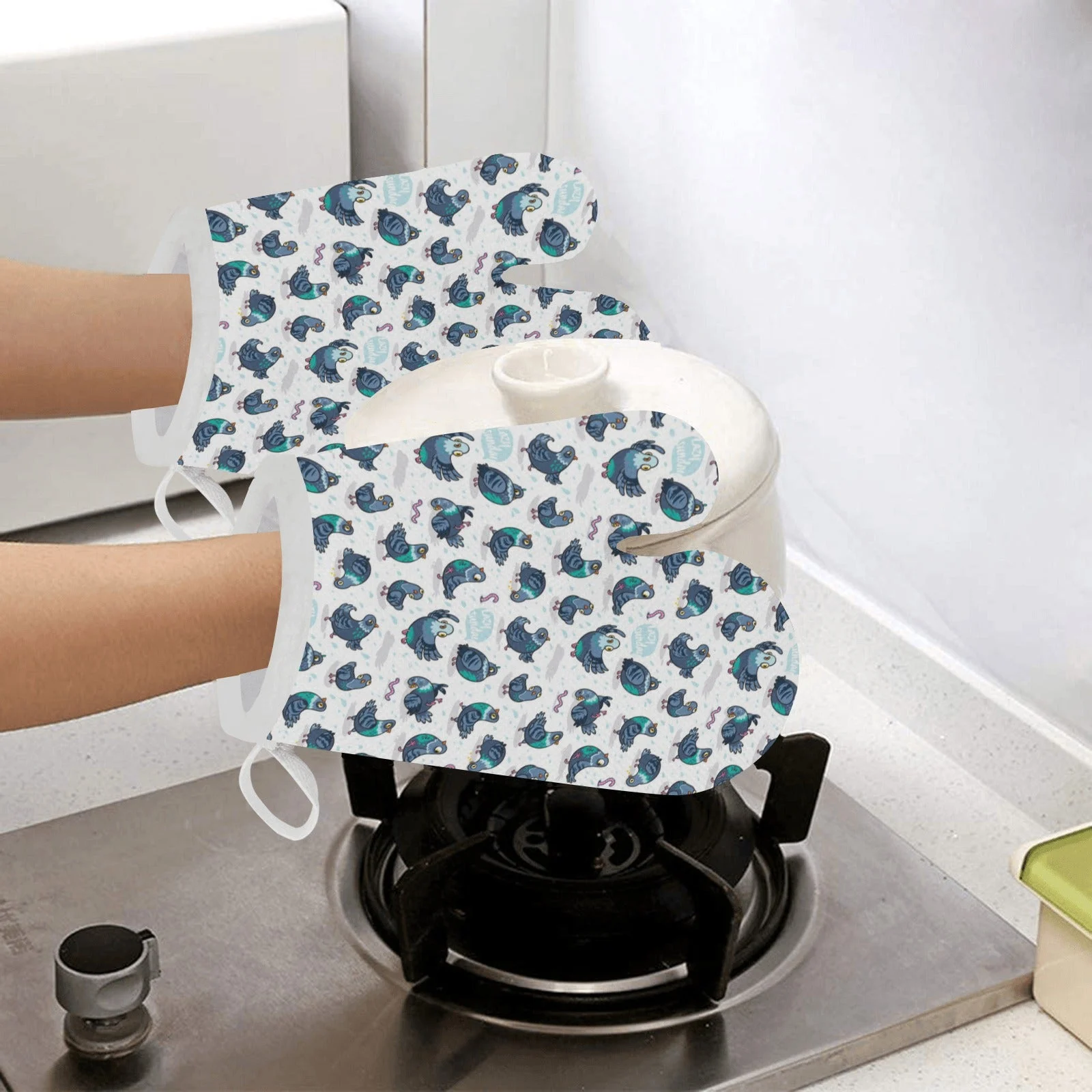 Pigeon Pattern Print Design 02 Heat Resistant Oven Mitts & Pot Holders Set Pigeon Pattern Print Design 02 Heat Resistant Oven Mitts & Pot Holders Set