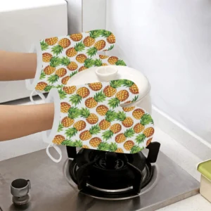 Pineapples Design Pattern Heat Resistant Oven Mitts Pot Holders Set
