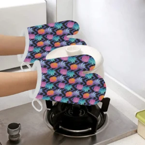 Pineapples Pattern Zigzag Background Heat Resistant Oven Mitts Pot Holders Set
