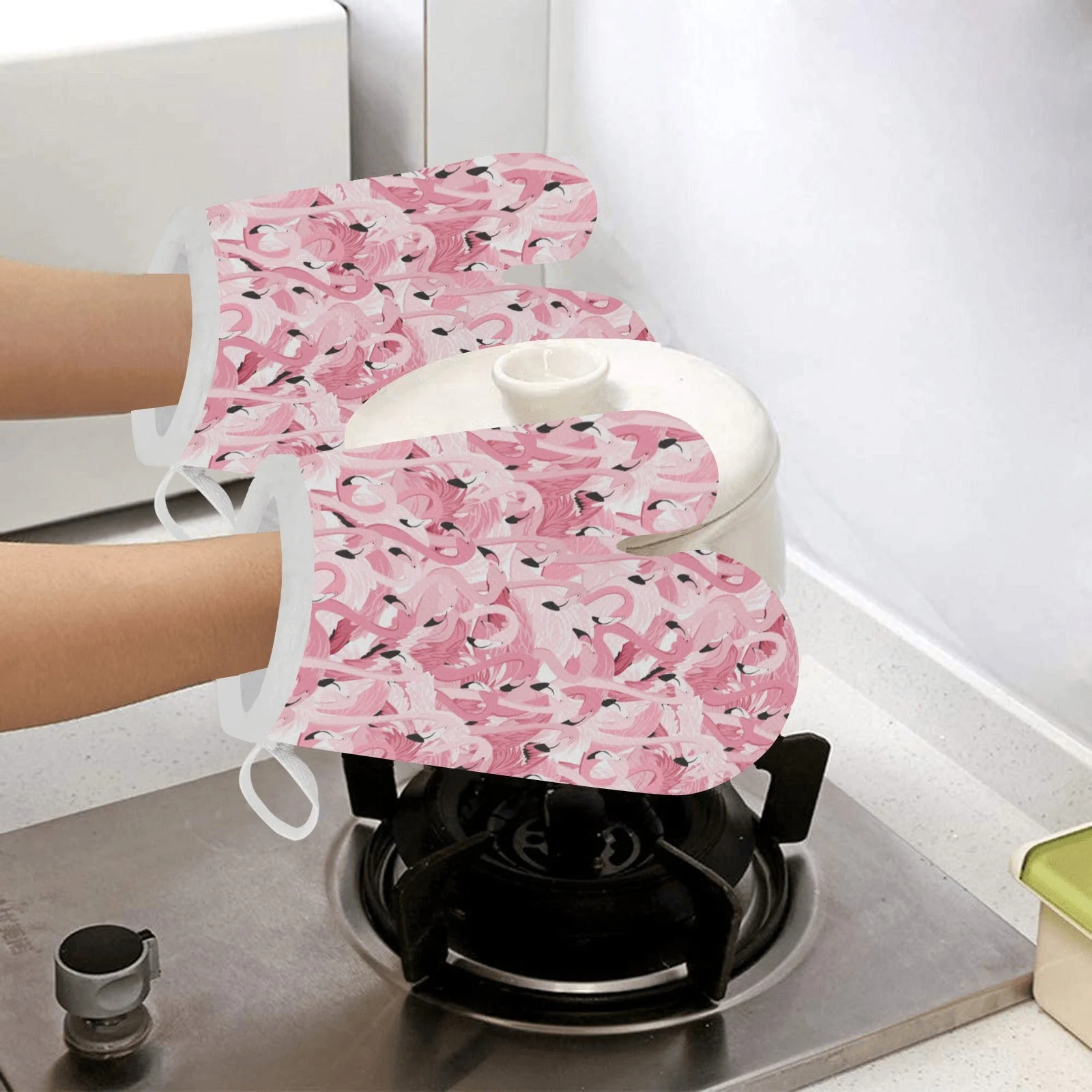 Pink Flamingos Pattern Background Heat Resistant Oven Mitts Pot Holders Set Pink Flamingos Pattern Background Heat Resistant Oven Mitts Pot Holders Set